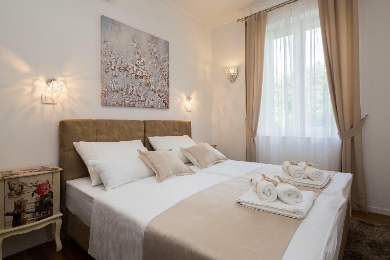 Luxury Apartment Luce Split Exterior photo